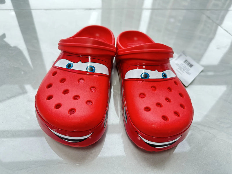 Sandália Crocs Relâmpago McQueen