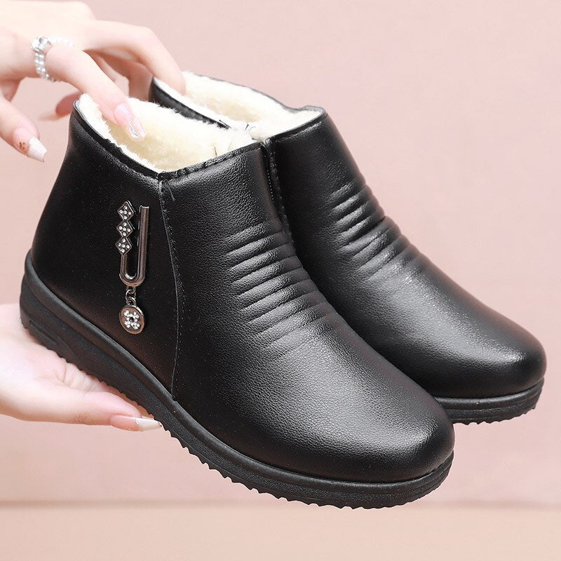 Bota Aveludada Femina de Inverno